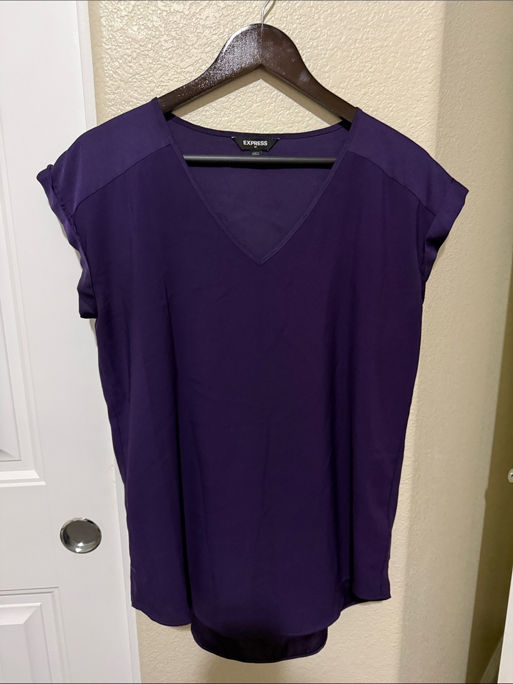 Express Deep Purple V-Neck Cap Sleeve Blouse